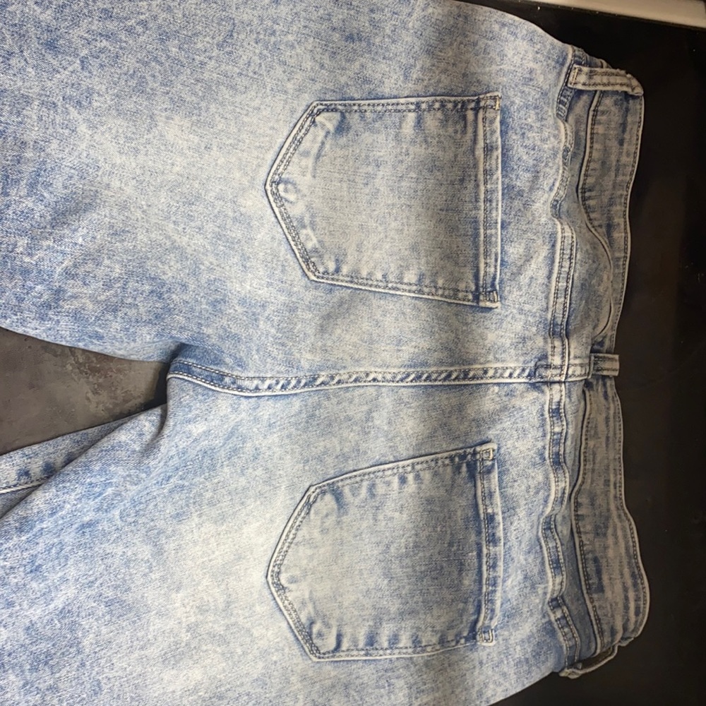 arizona skinny jeans, size 11 juniors. worn 3x